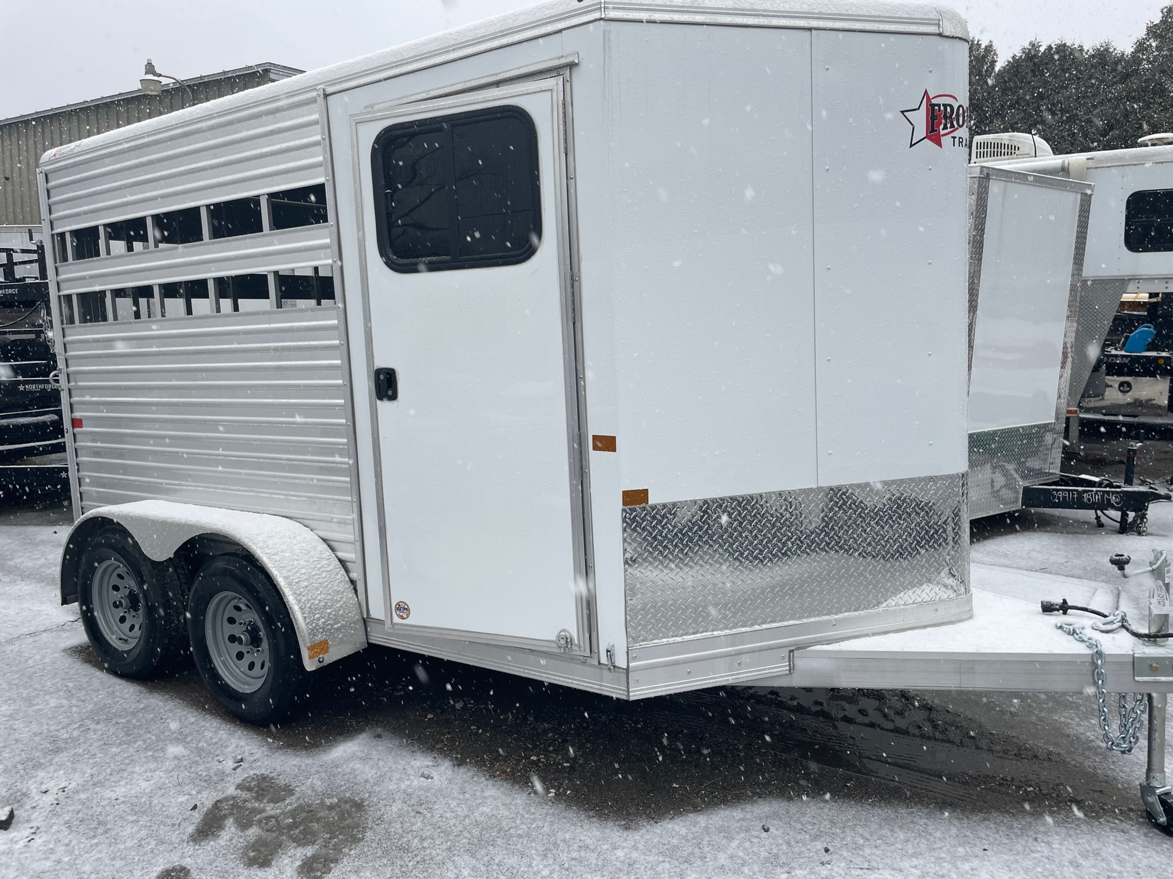 New 2 Horse Frontier Aluminum Colt W/dress