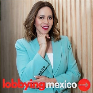 Rocío Robles_edited.jpg