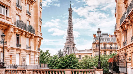 A WEEKEND IN PARIS