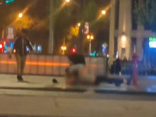 Egy órán keresztül püfölték egymást a Blaha Lujza téren