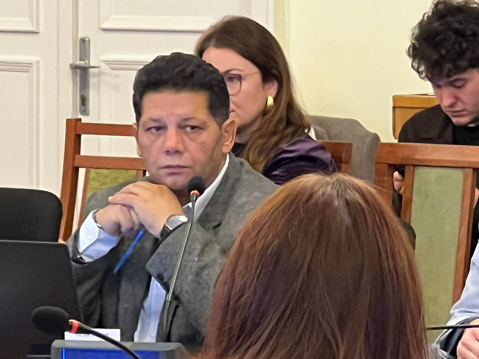 Balog Artúr Oláh Józsefnek: nem lehet valaki a többség kegyeit kereső díszroma a saját közössége kárára