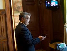 Új feladatot kapott Orbán Viktor, nem lesz parlamenti képviselő