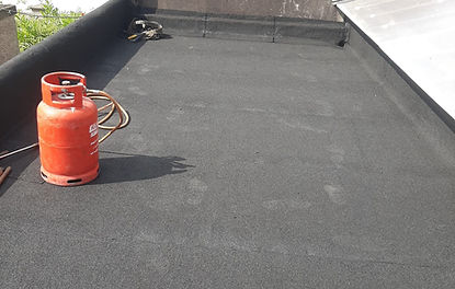 Flat roof with propane tank