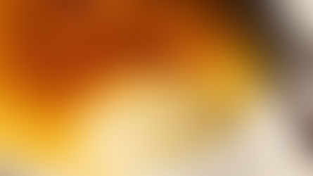 De ce se vad seminte de vanilie in deserturi? Semnul unui ingredient autentic si al luxului gourmet