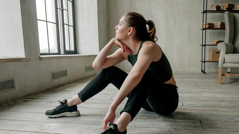 Personne angoissée par les salles de sport