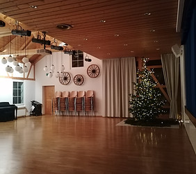 "Der Saal im Anna-Stüssi Haus in Dänikon, Zürich"