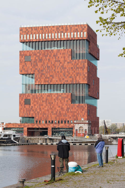 Musée Aan de Stroom