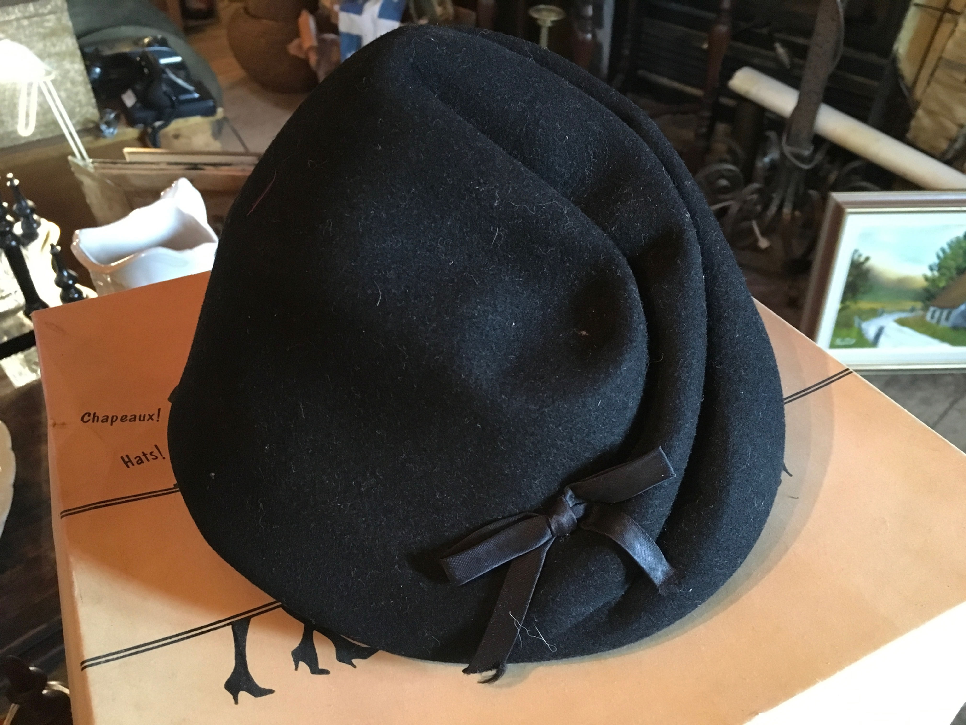 Chapeau coque en feutre noir circa 1920