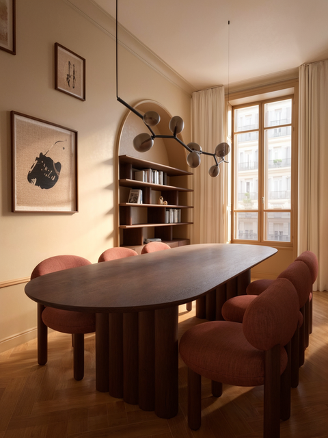 benjamin-chalvin-architecture-interieure-design-interieur-decoration-ecully-contemporain-boheme-chic-luxe-haut-de-gamme-lyon-ouest-mont-d-or-architecte-noyer-chene-massif-beton-cire-travertin-parquet-lin-meuble-sur-mesure-projet-mobilier-authentique-materiaux-nobles-lyon-ainay-malesherbes-lyautey-haussmmannien