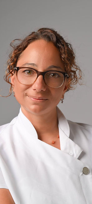 Foto der Inhaberin, Diplomierte Berufsmasseuse, diplomierter therapeutischer Masseur