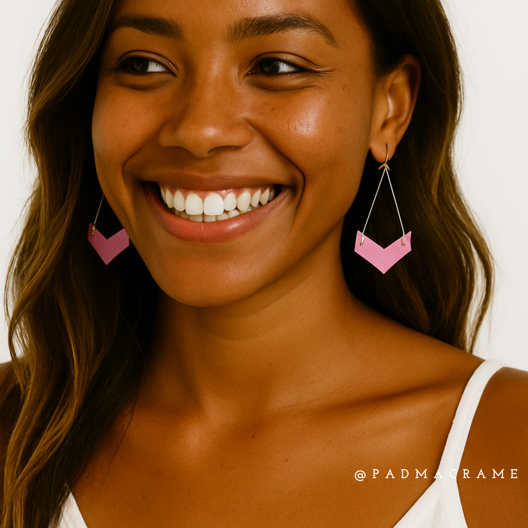 Pendientes flecha rosa de acero