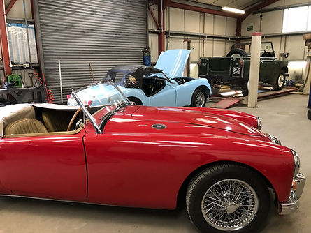 plough garage classic car cars land rover mg mga triumph tr tr2 repairs pontesbury shrewsbury shropshire midlands