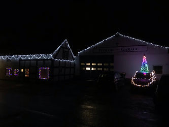 plough garage pontesbury christmas lights 
