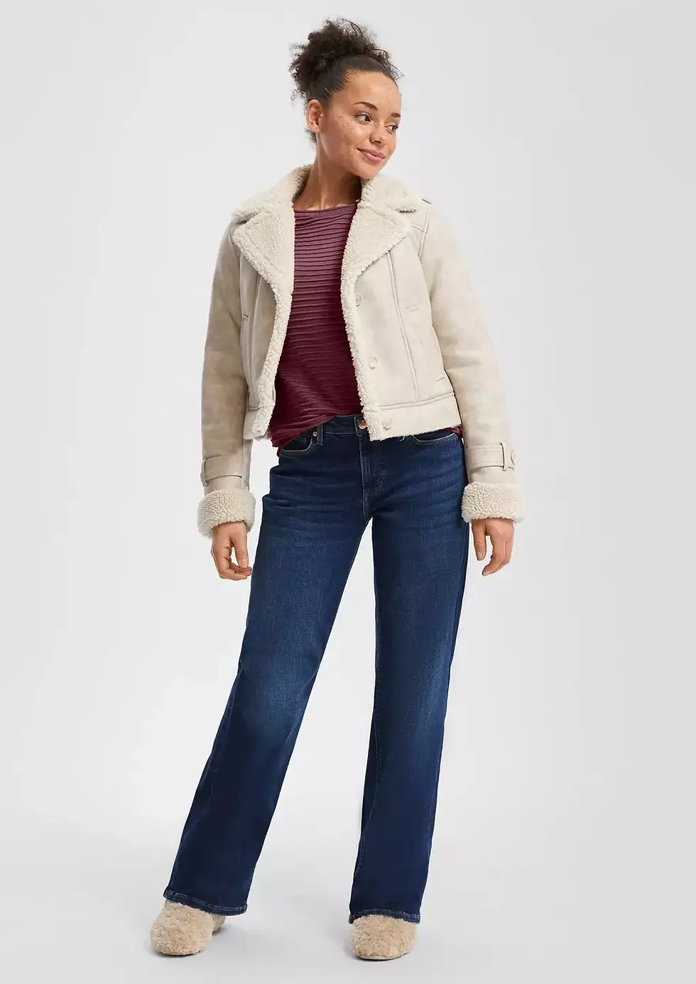 Πουλόβερ με ανάγλυφο σχέδιο