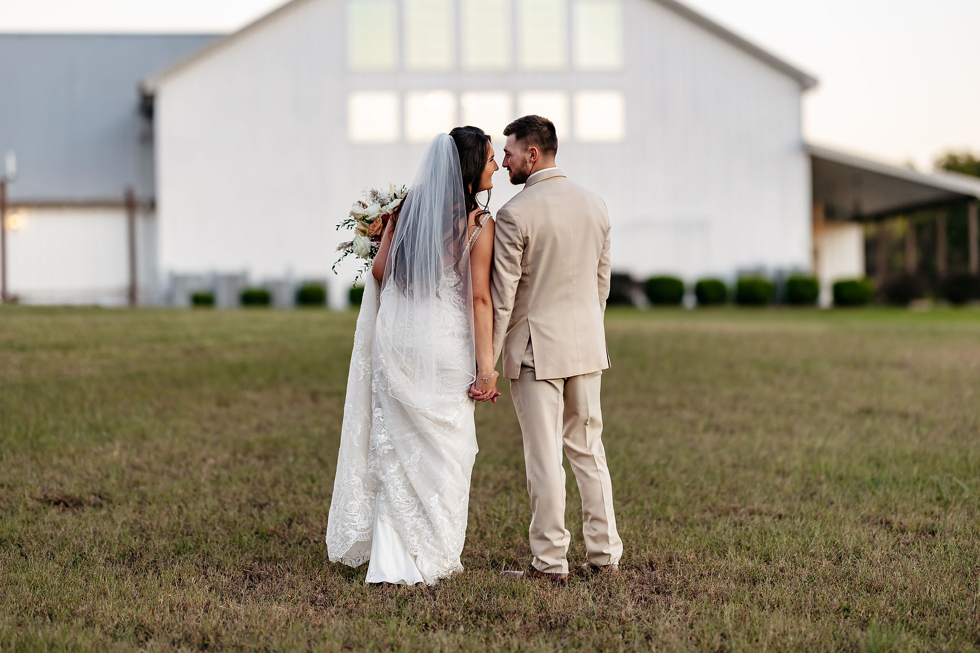 Wedding Photo at The Silver Spoon Barn, Joplin, MO