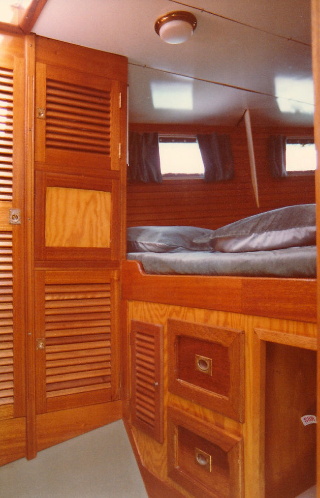1983-CABINE PRINCIPALE.jpg