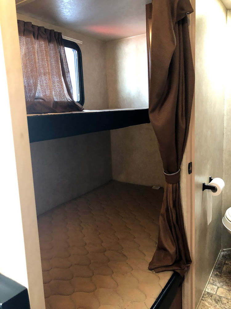 RV Bunk Room and DIY Rope Ladder