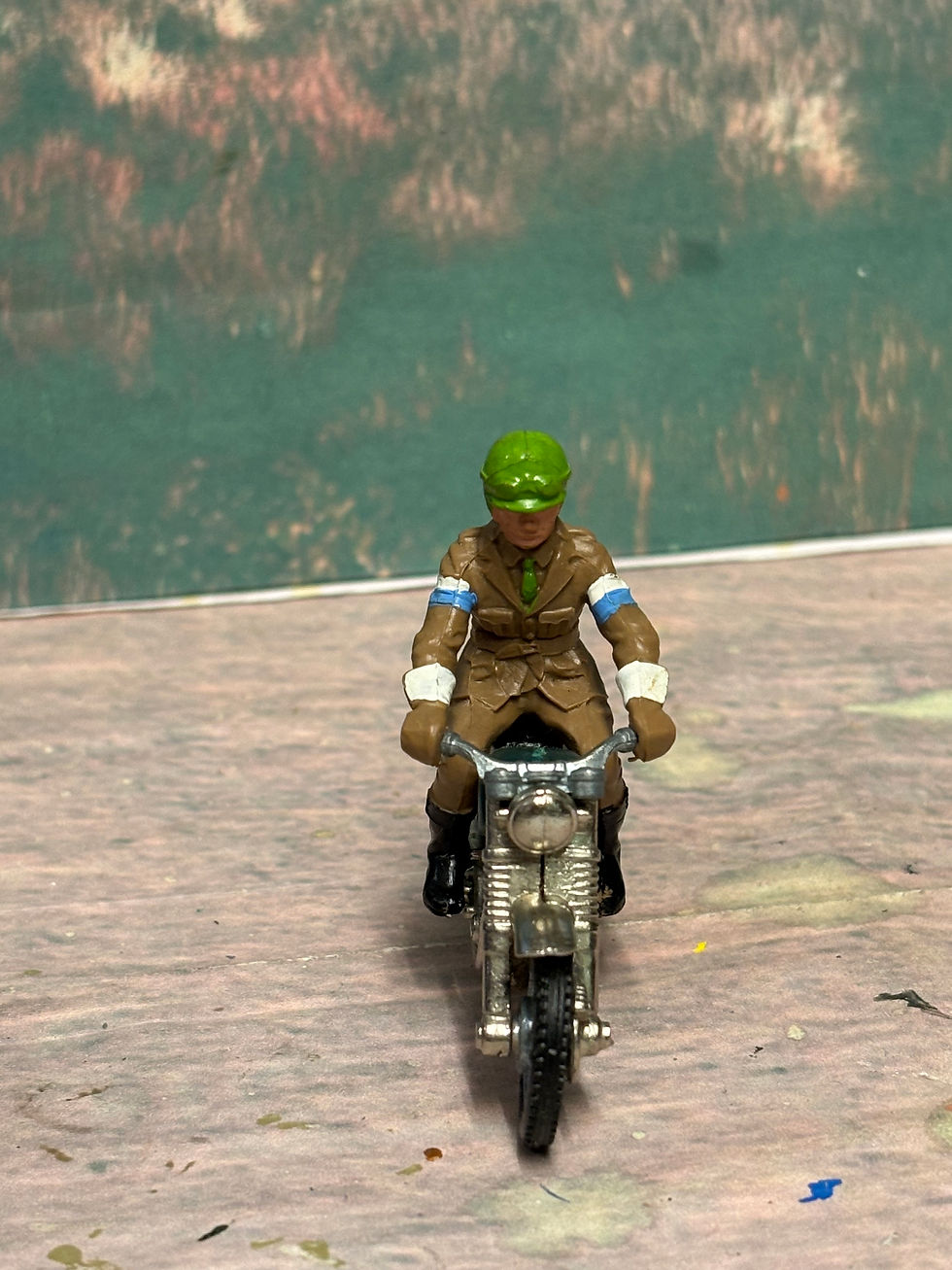Thumbnail: Britain's Ltd British Army Dispatch Rider 1/32