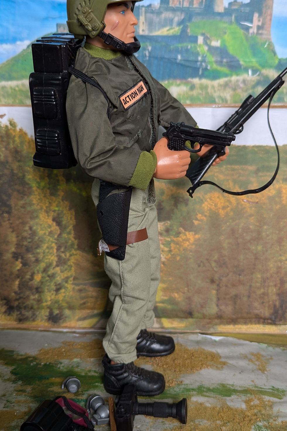 Thumbnail: Action Man: Behind the Lines Rifle and equipment