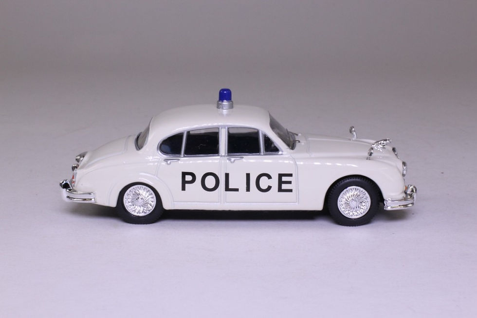Thumbnail: Atlas Edition's Collection Best of British Police Cars 1/43