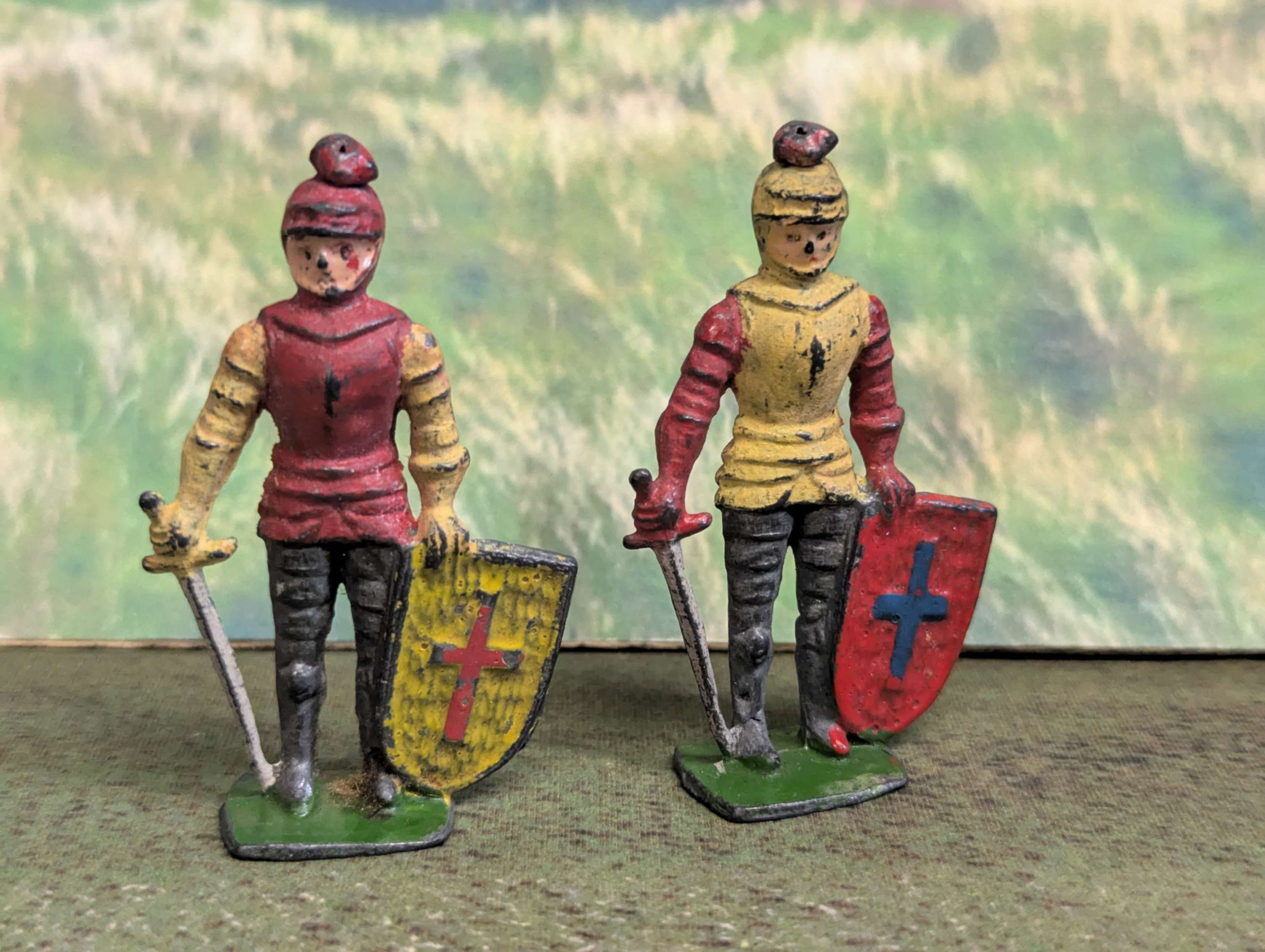 JOHILLCO Vintage Lead Knight 2 x60mm Tall