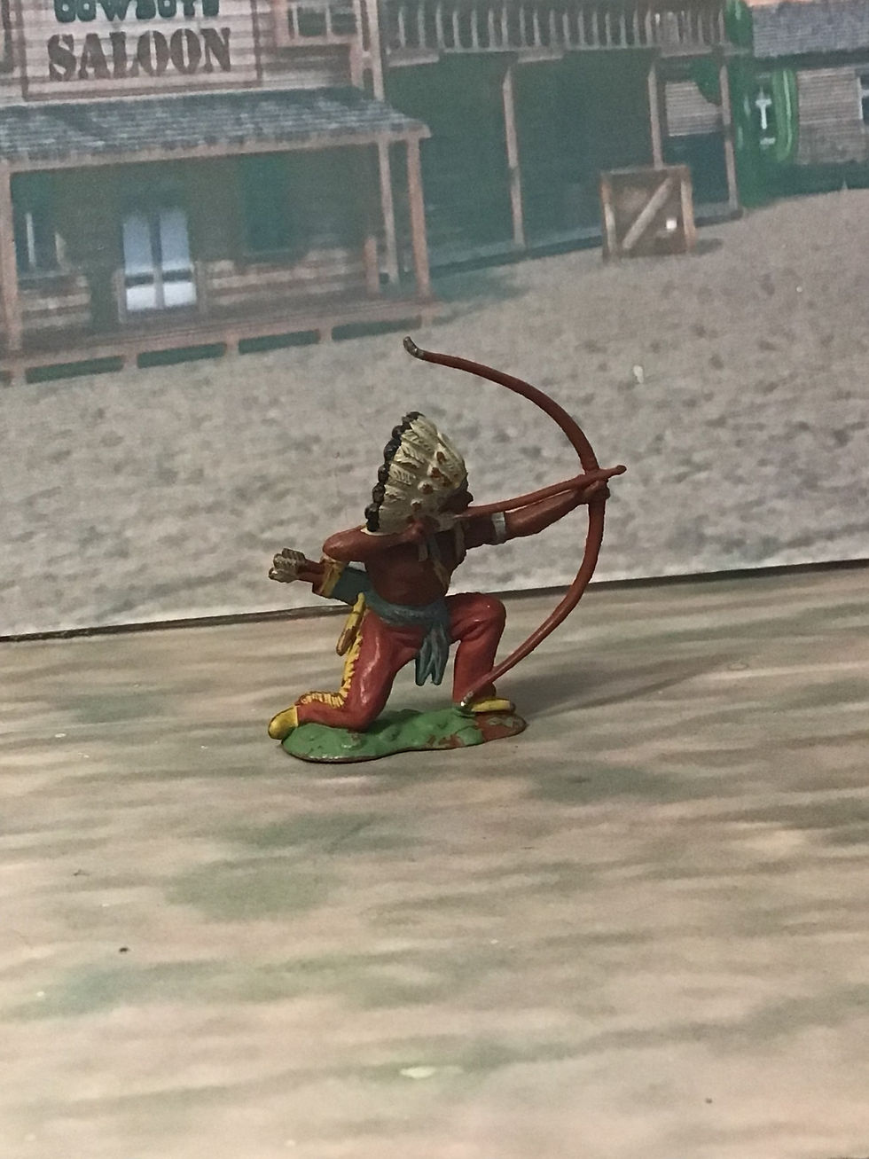 Thumbnail: Herald Native American Chief with Bow H25