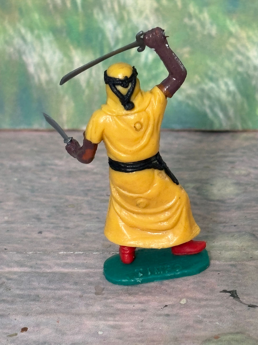 Thumbnail: Timpo Toys  Arab White Robe and Black Trousers with Knife and Rifle