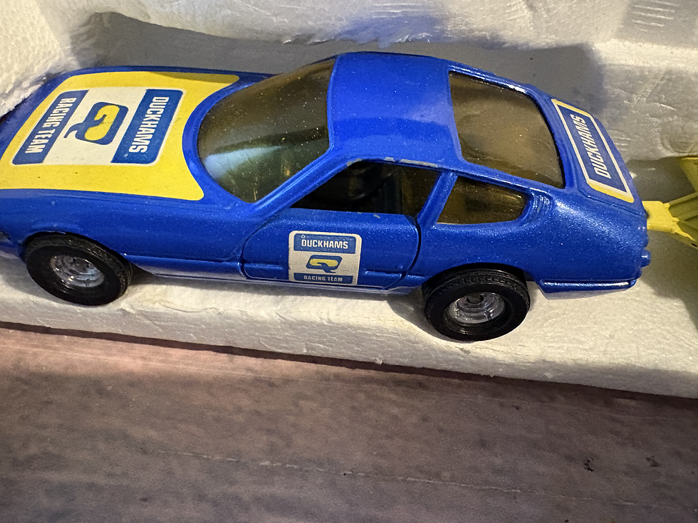 Thumbnail: Corgi Gift Set 29, Duckhams Formula 1 Surtees Racing Set