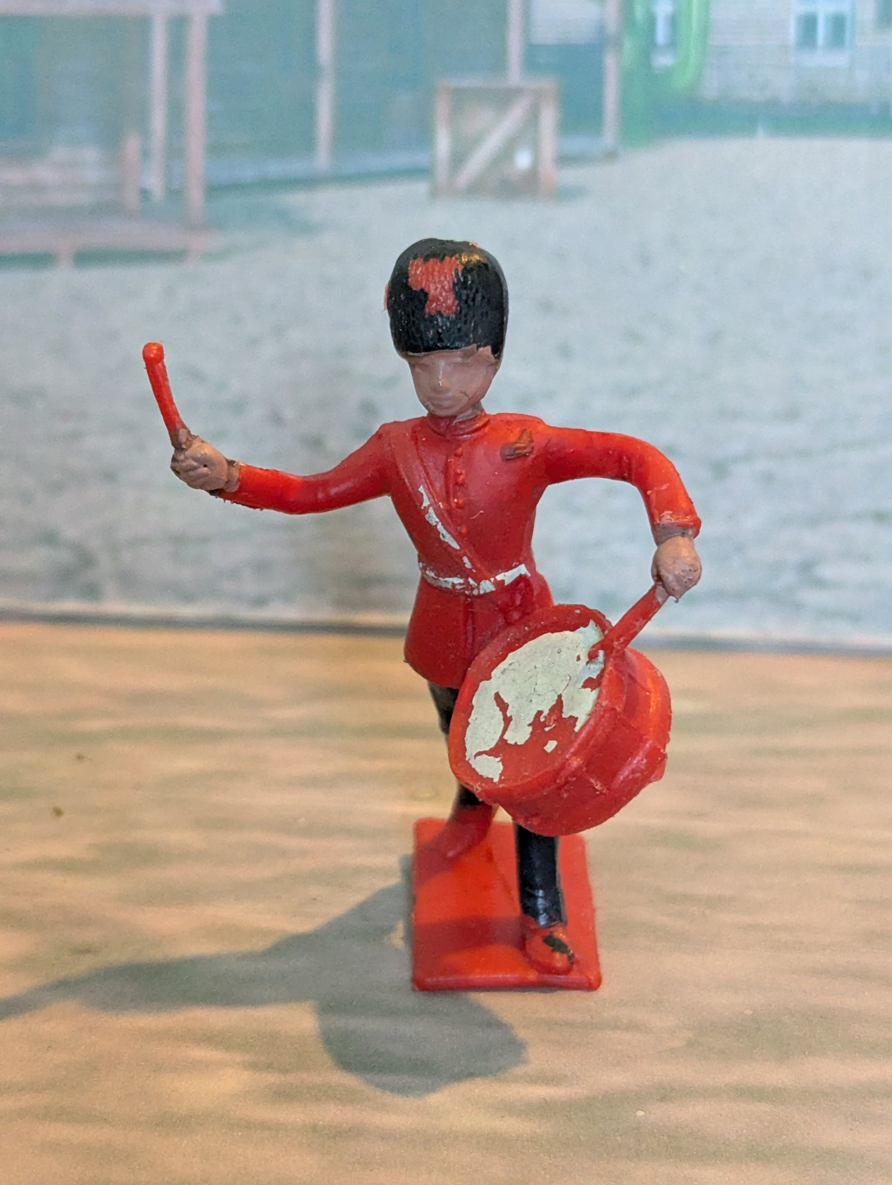 Vintage Cherilea Scots Guards Bands Figures ind.