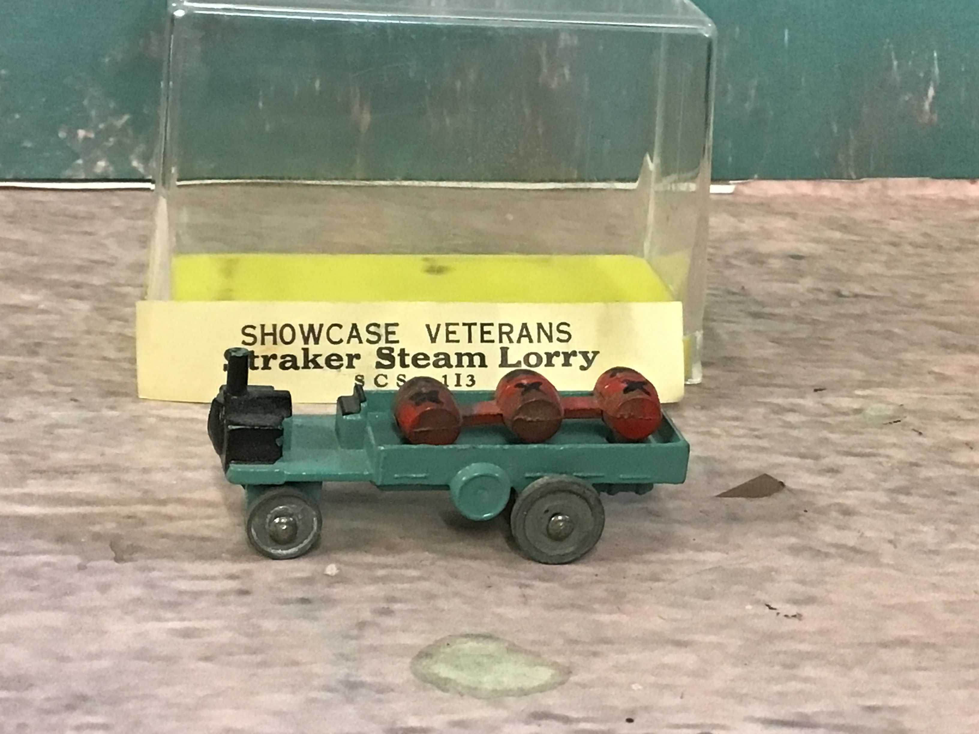 Charbens Showcase Series No.113 Straker Steam Lorry 1900 Light Blue Barrel Load