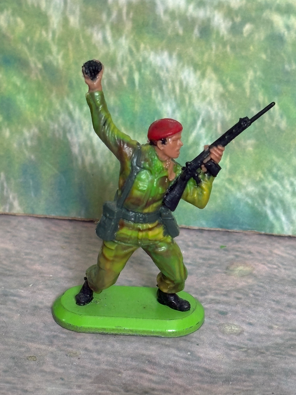 Thumbnail: Britain's Ltd Super Deetail Paratrooper Figures Individual