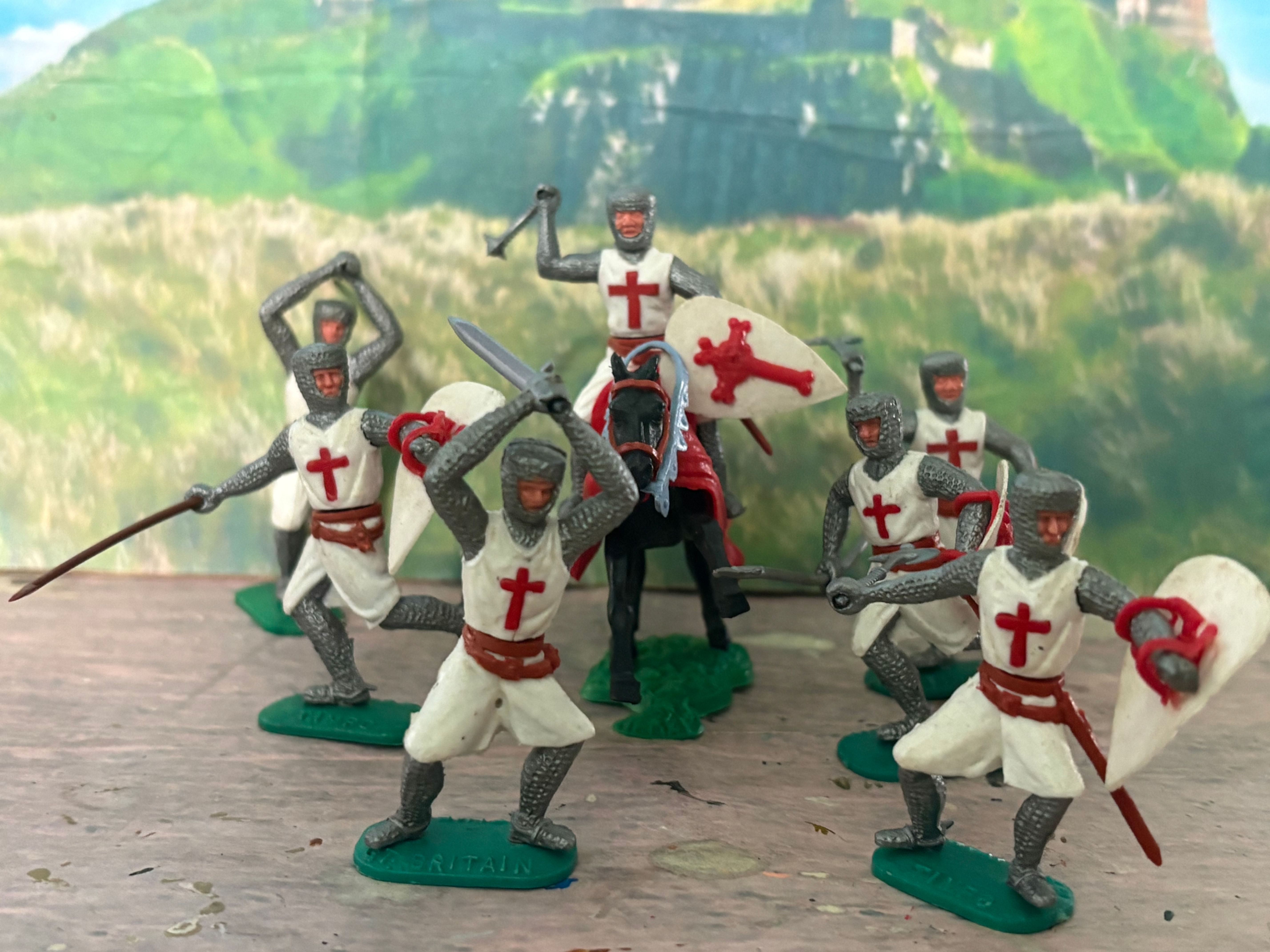 Timpo Toys Swoppet's 1/32 Plastic Figures Templar Knights 1 +6