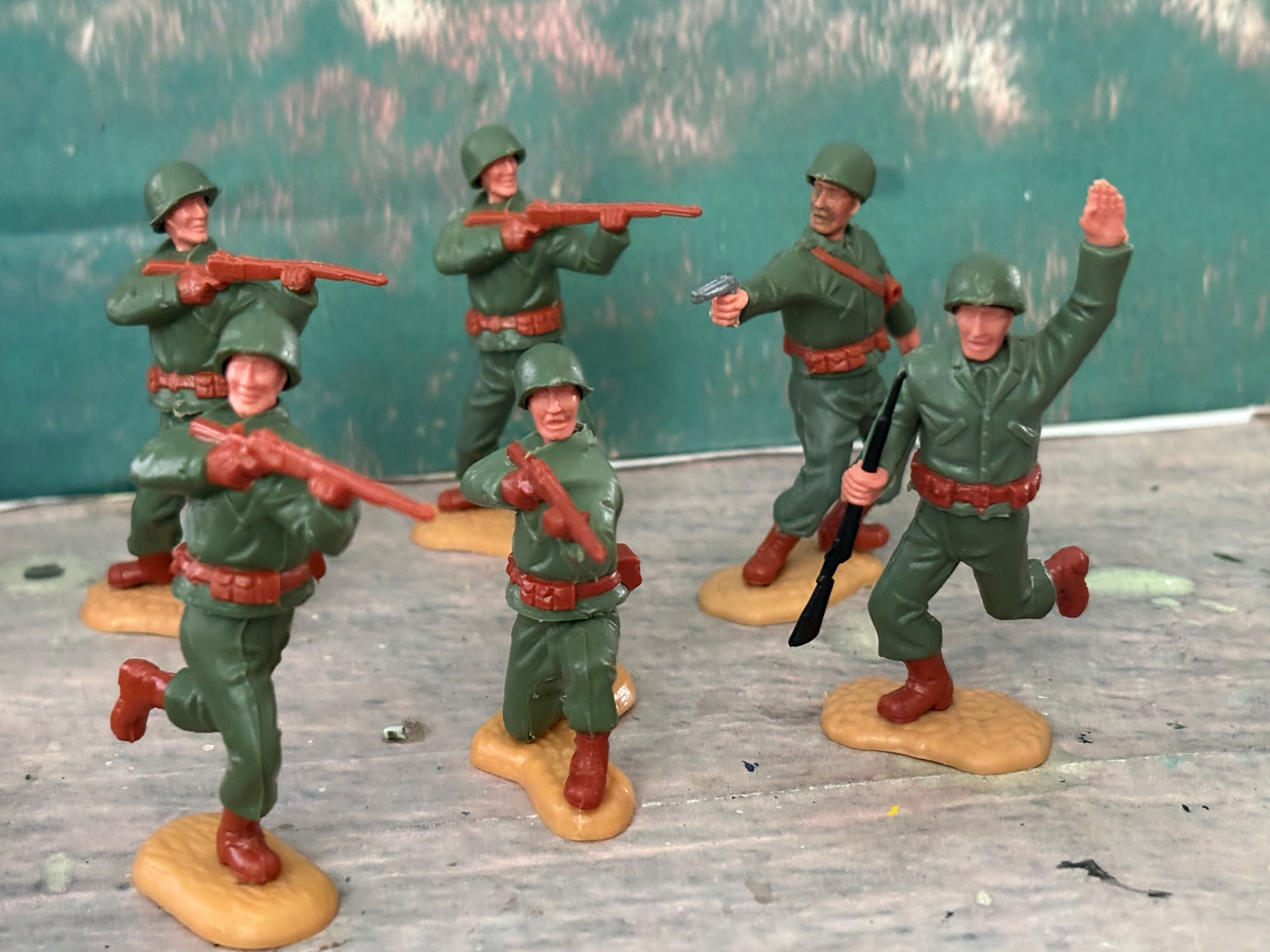 Timpo Toys Swoppet's  1/32 Plastic Figure American Infantry x6