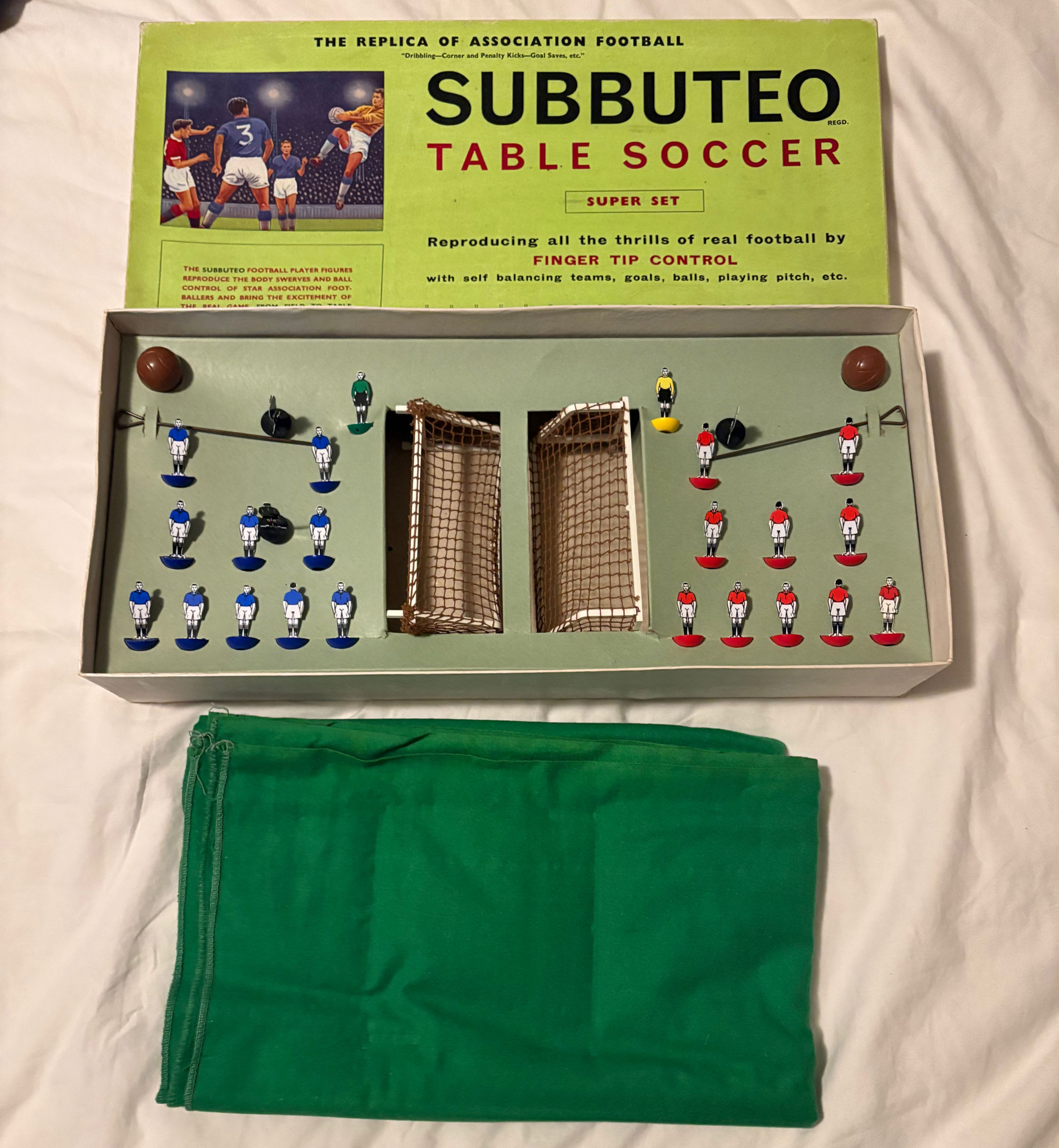 Subbuteo Table Soccer Super Set 1960's early edition in Excellent Box