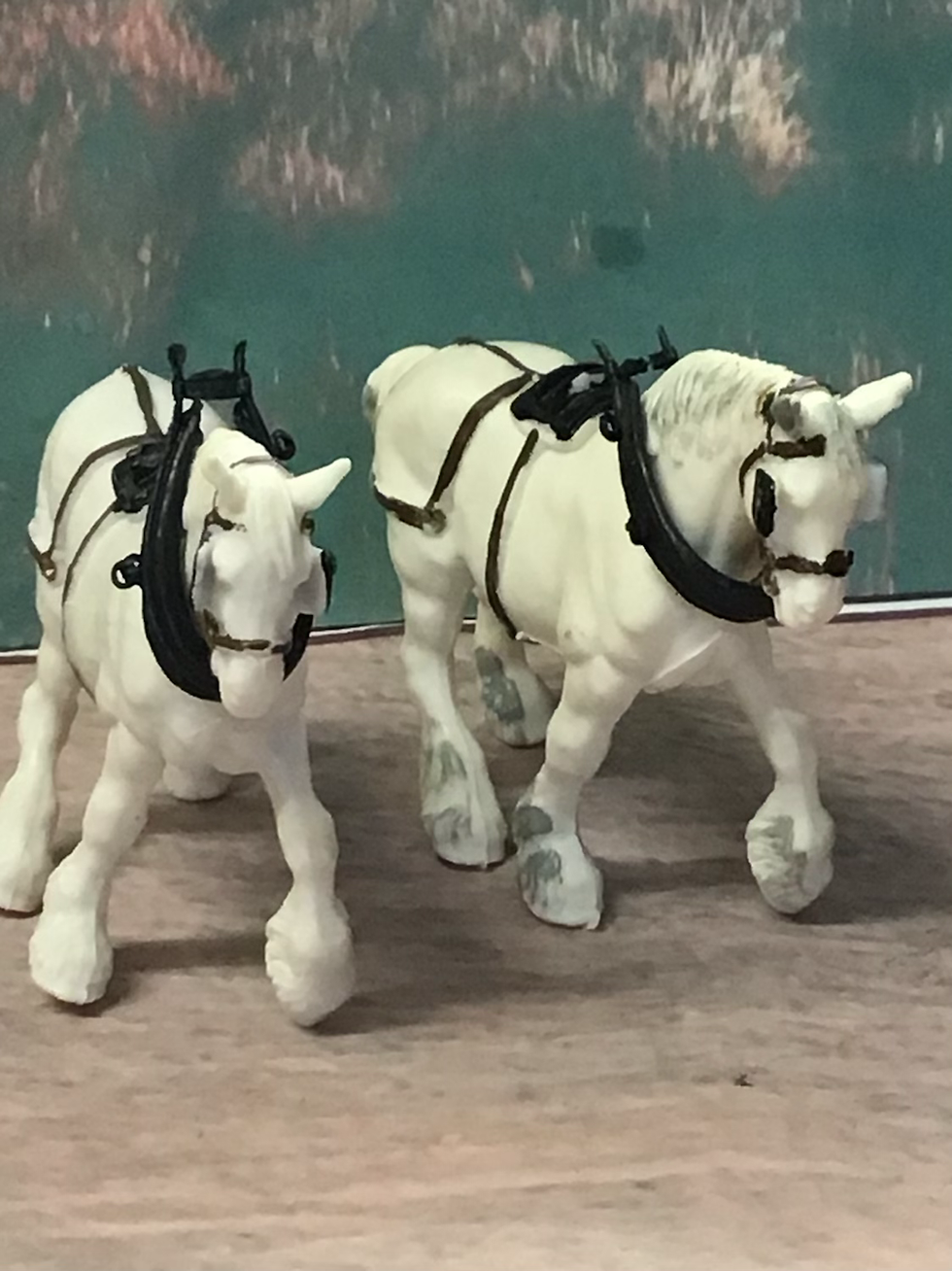 Thumbnail: Britains Ltd Made in England 2 x 2111 White Clydesdale with Collar 1972