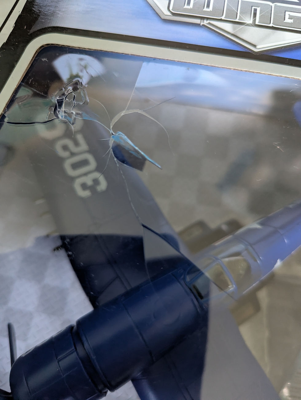 Thumbnail: Motormax 1/48 Scale  76300 - F-4U-1D Corsair