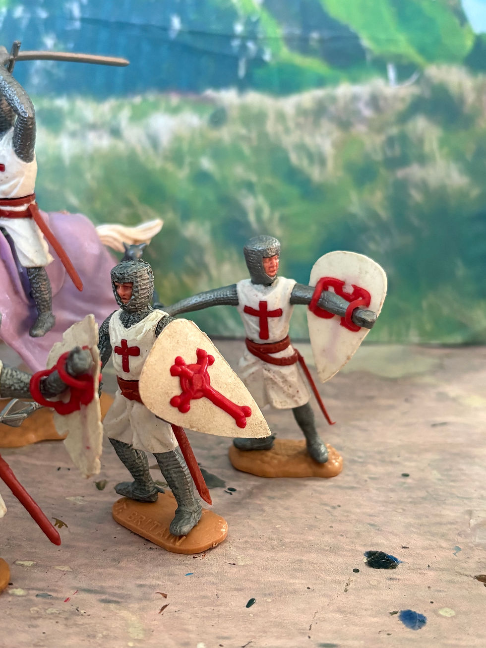 Thumbnail: Timpo Toys Swoppet's  1/32 Plastic Figures Templar Knights 1 +6