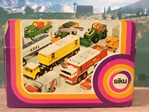 ミニカー PLANIER TRACTOR MICHIGAN SIKU ミニカー PLANIER TRACTOR MICHIGAN SIKU Rare Vintage Siku 326