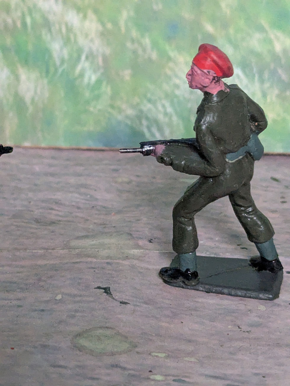 Thumbnail: Vintage Cherilea WWII British Army Figures Sten 60 mm