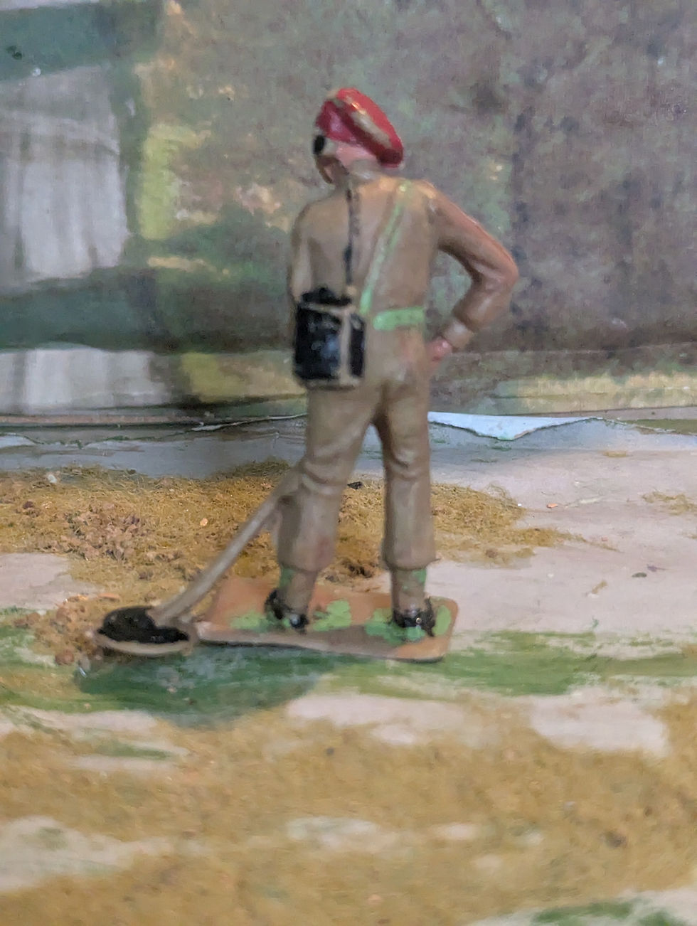 Thumbnail: Vintage Cherilea WWII British Army Mine Sweeper Figure 60 mm