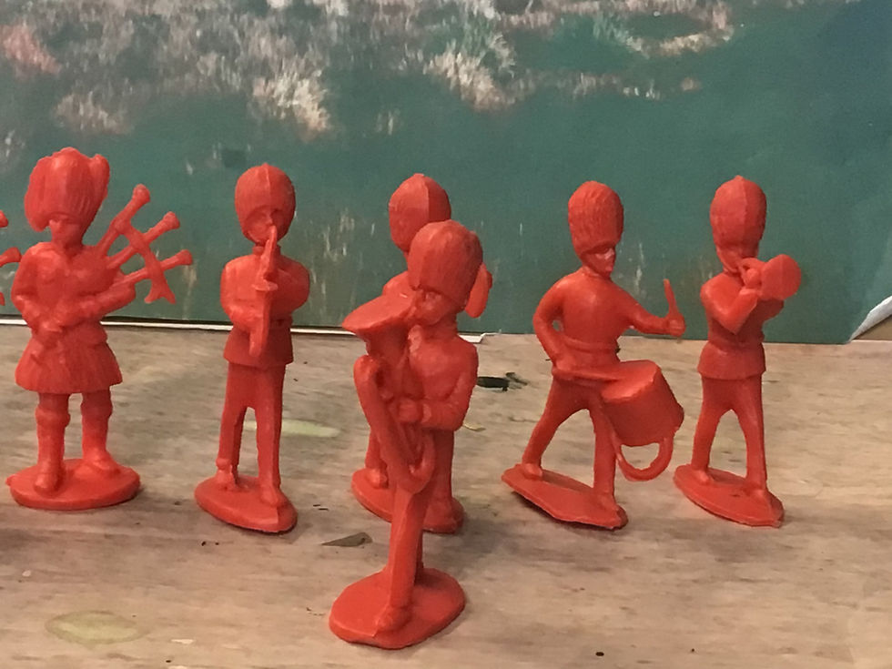 Thumbnail: Charbens Re-Issue Red Plastic Figures Guards Marching Band x8