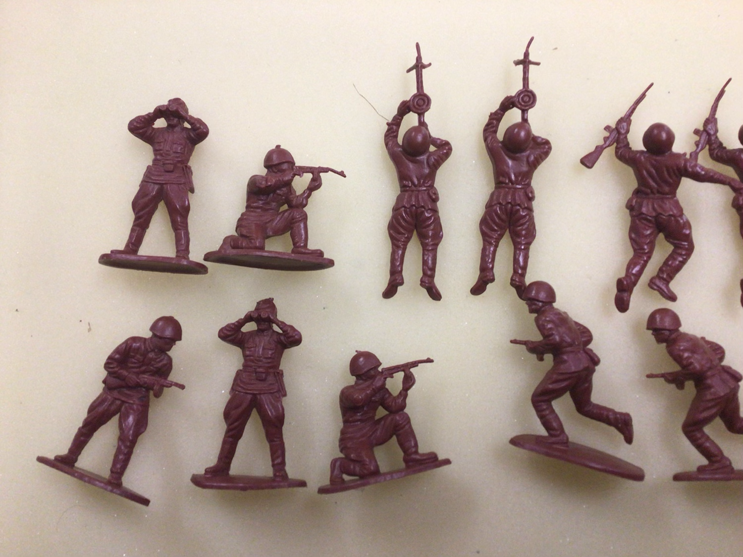 14x Airfix WWII Russian Infantry 1/32 All Excellent
