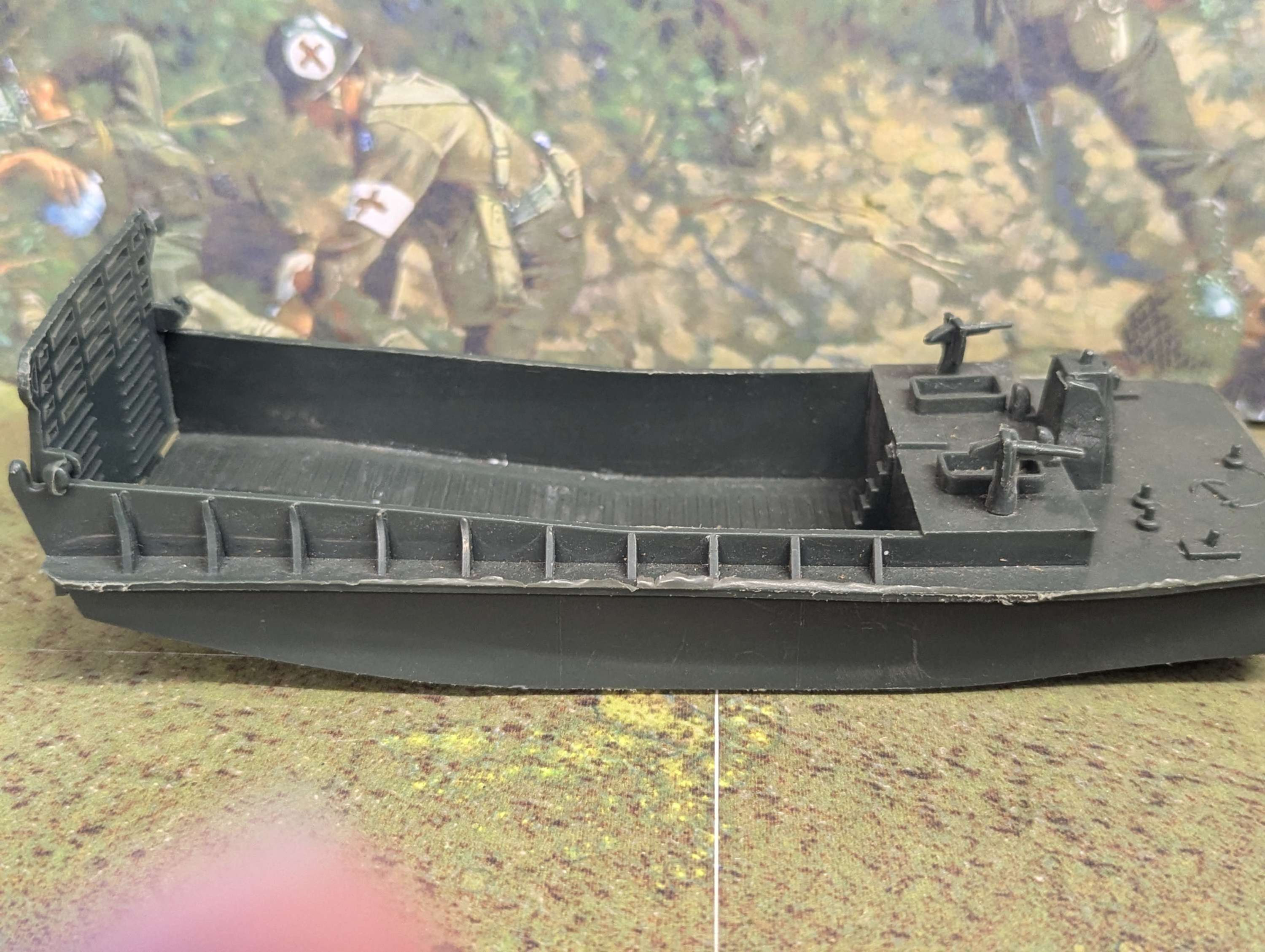 Airfix  Poly Landing Craft   HO/OO scale model.