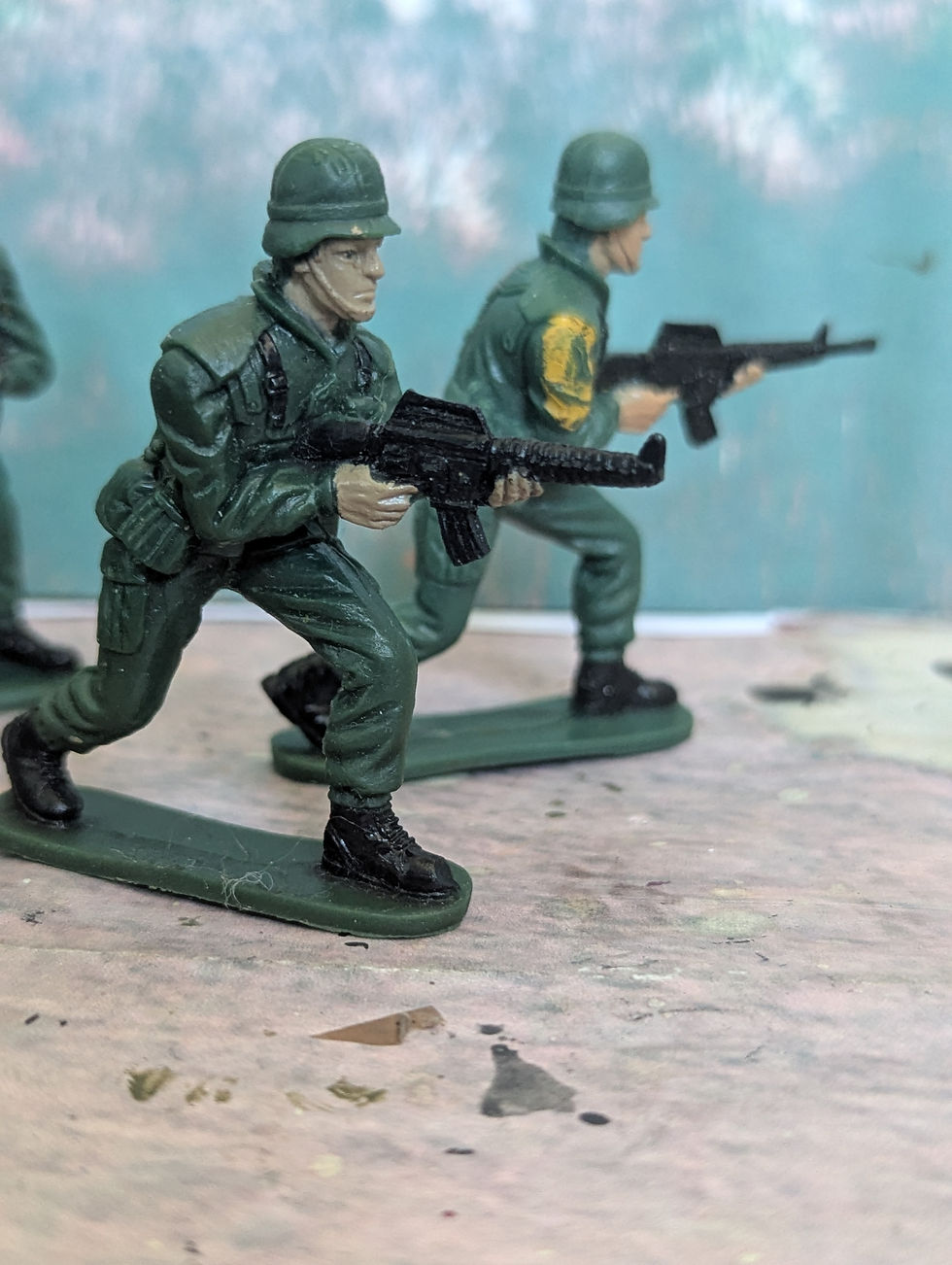 Thumbnail: Unknown Maker Plastic Modern Infantry 60mm tall x4