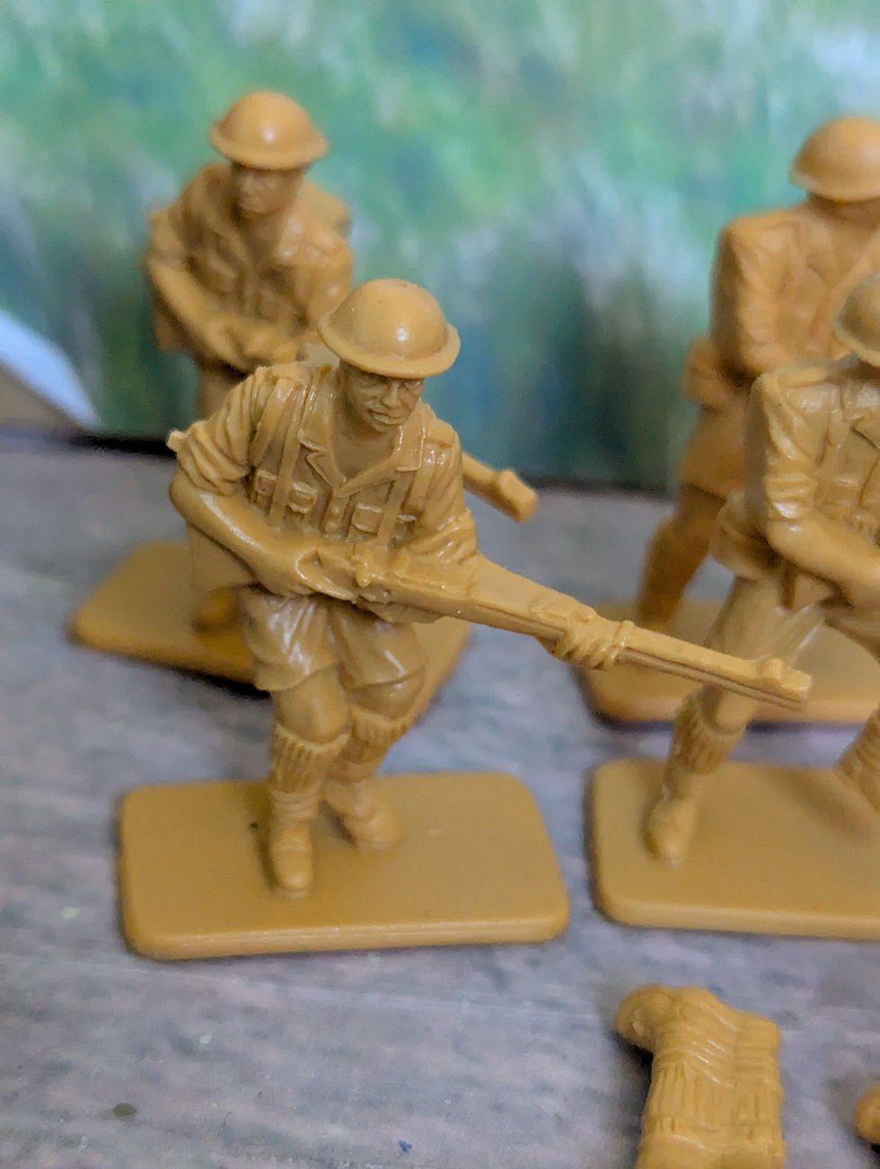 Thumbnail: Hing Fat 1/32 Plastic Soldier Figures British 8th Army X 22