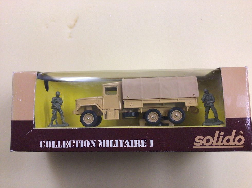 Thumbnail: Solido No.6029 US Kaiser Truck Desert and 2 Figures