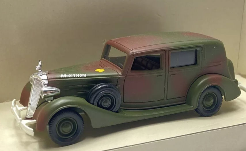 Solido Military 1  Packard  Staff Car UK Disrupt Livery