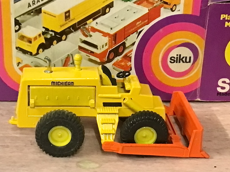 ミニカー PLANIER TRACTOR MICHIGAN SIKU Rare Vintage Siku 326 Michigan 180 Tractor Dozer Planier