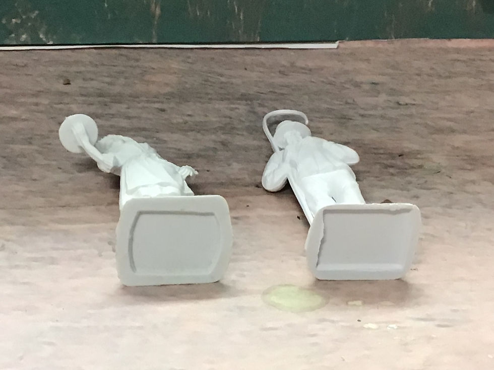 Thumbnail: Mokarex 60mm French Regions Couples Lorraine Plastic Figures White