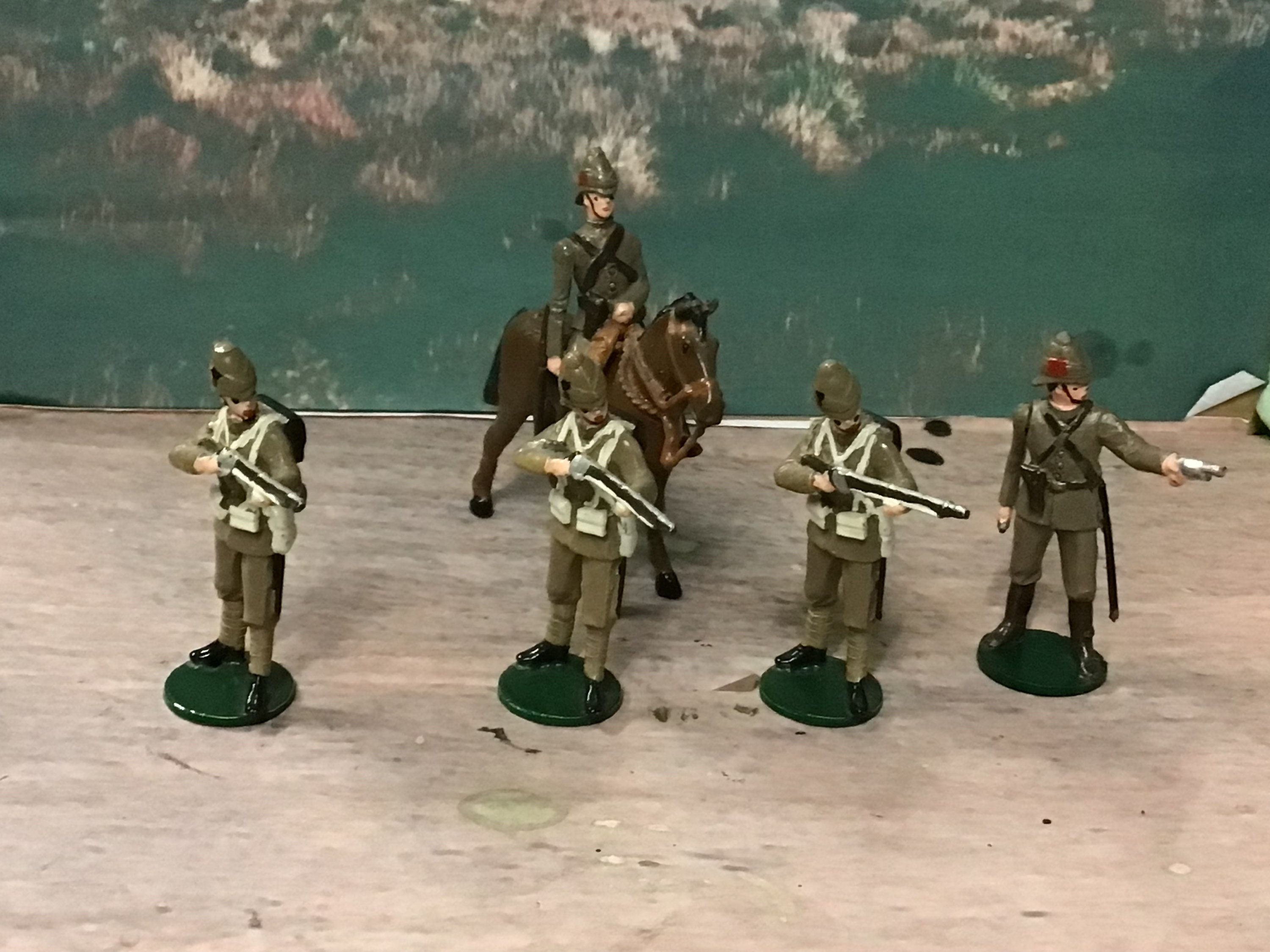 MJ Mode Cast British Army Infantry Egypt Firing Muskets Boxed 1/32